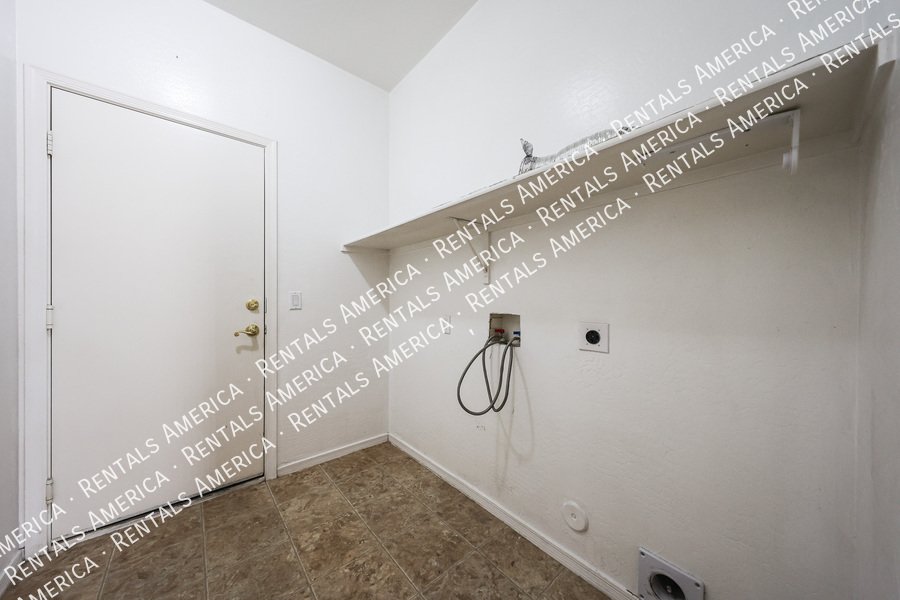 Available Now in Queen Creek! property image
