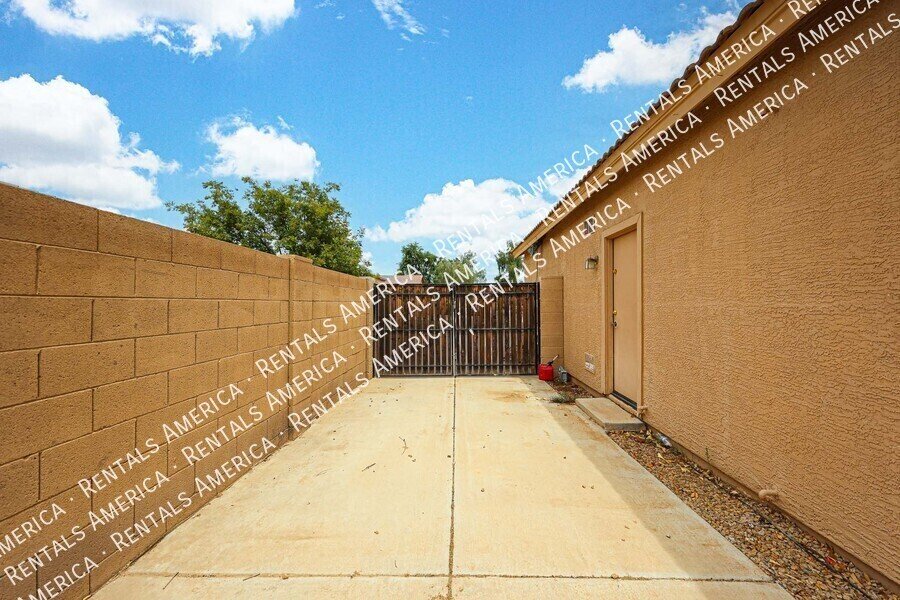 Available Now in Queen Creek! property image