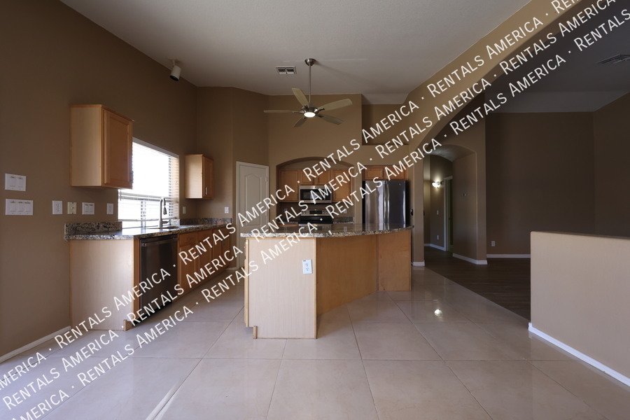 Welcome to 42604 W Oakland property image