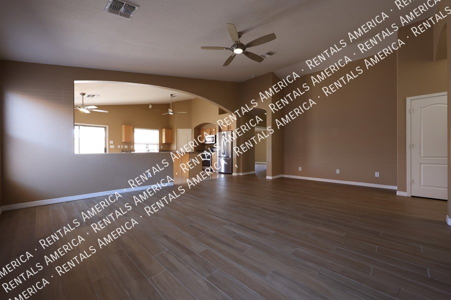 Welcome to 42604 W Oakland property image