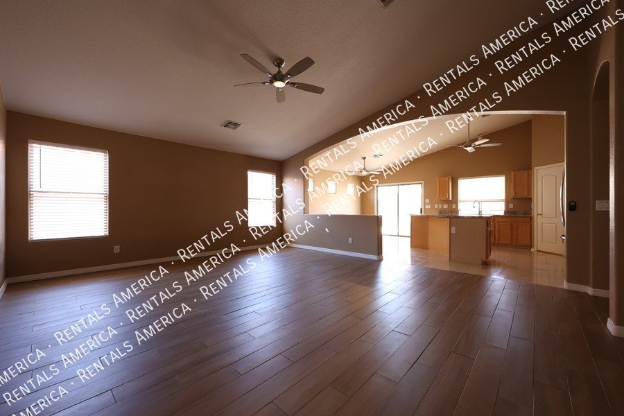Welcome to 42604 W Oakland property image