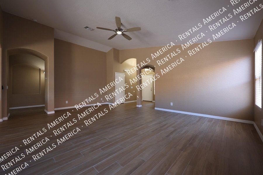 Welcome to 42604 W Oakland property image