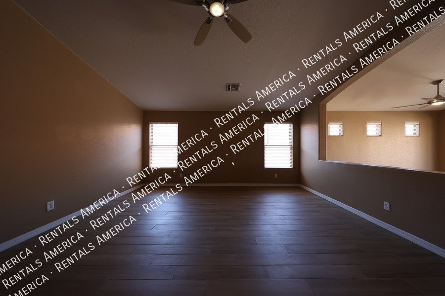 Welcome to 42604 W Oakland property image