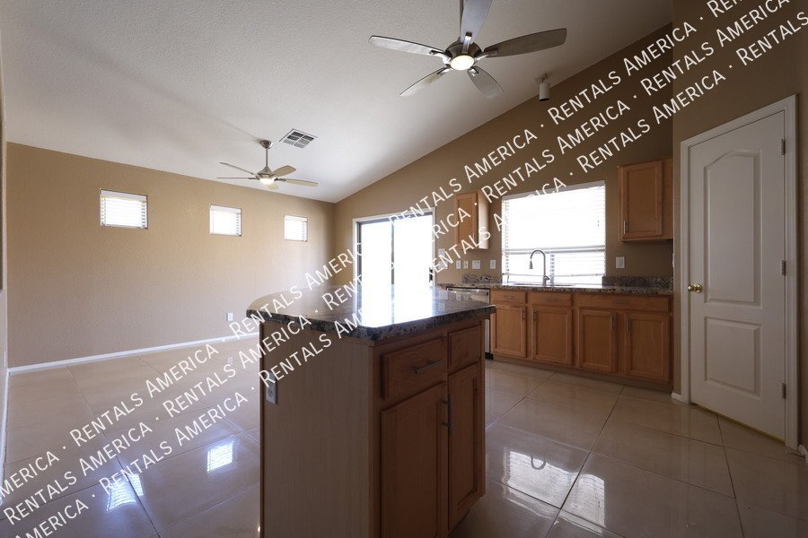 Welcome to 42604 W Oakland property image