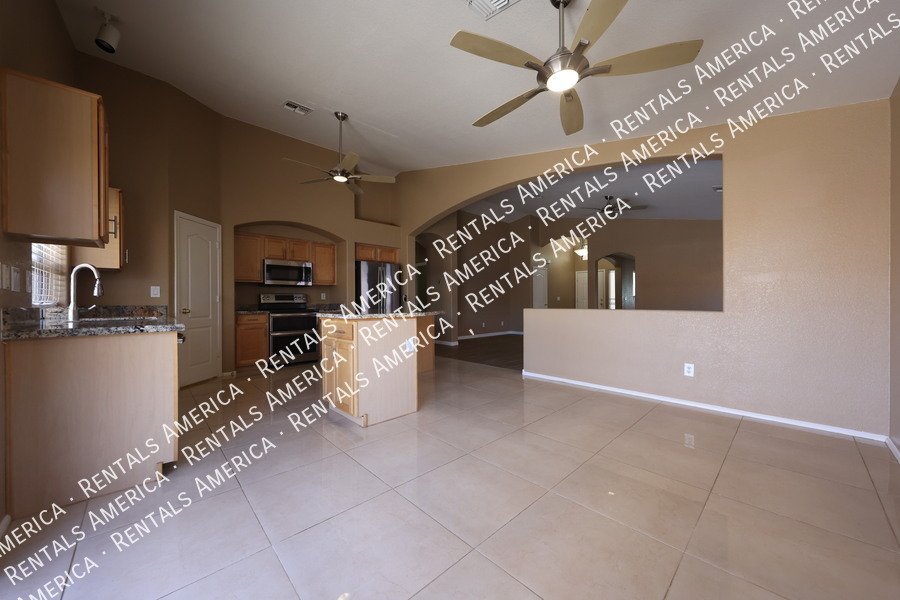 Welcome to 42604 W Oakland property image