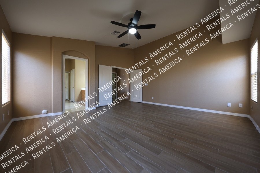 Welcome to 42604 W Oakland property image
