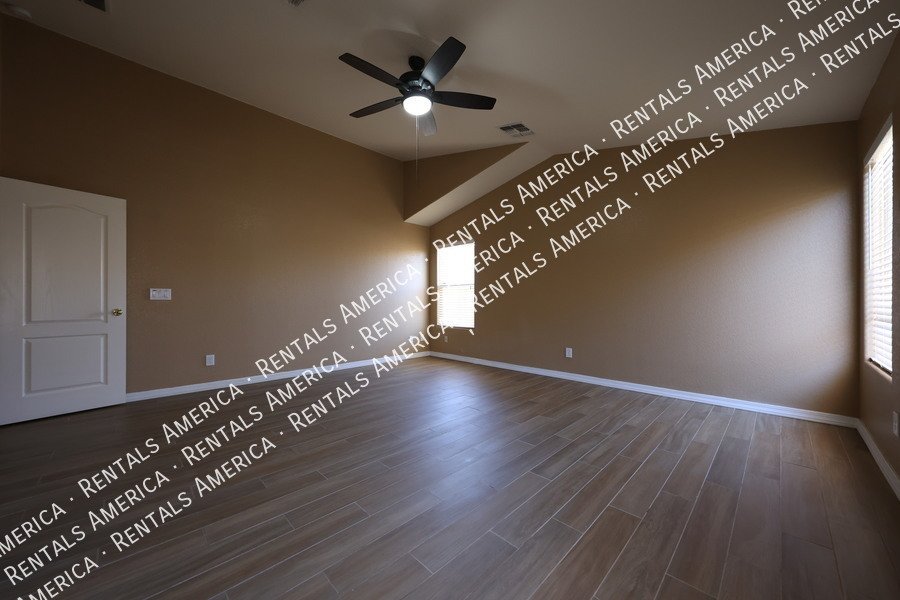Welcome to 42604 W Oakland property image