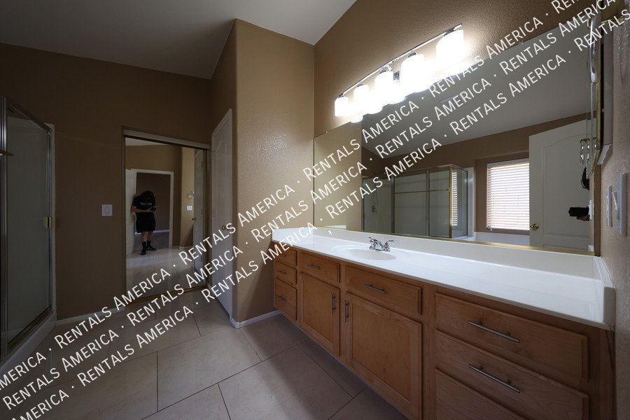 Welcome to 42604 W Oakland property image