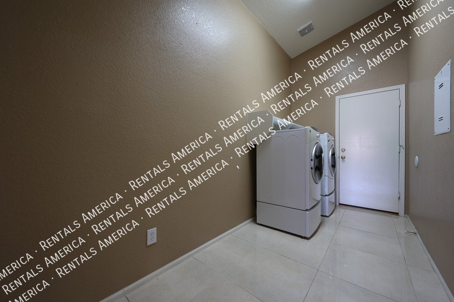 Welcome to 42604 W Oakland property image