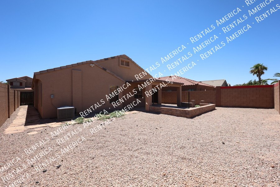 Welcome to 42604 W Oakland property image