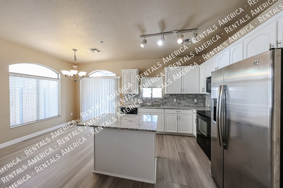 What a great 4 bedroom 2 1/2 bath! property image