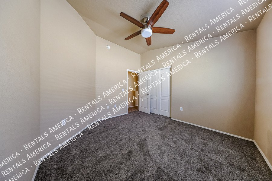 What a great 4 bedroom 2 1/2 bath! property image