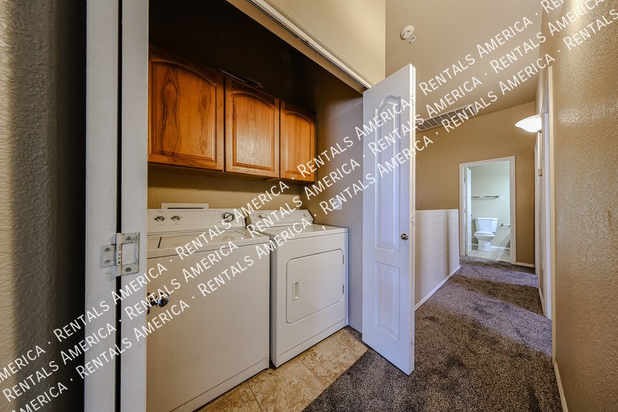What a great 4 bedroom 2 1/2 bath! property image