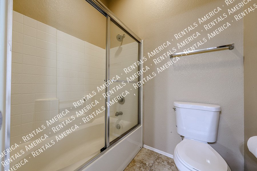 What a great 4 bedroom 2 1/2 bath! property image