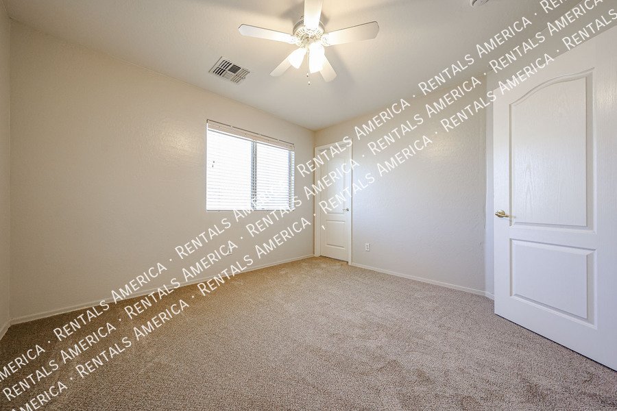 Beautiful 5 bedroom home property image
