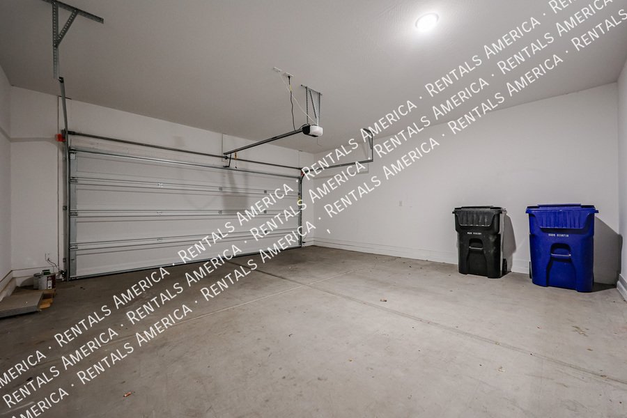MOVE IN READY 4BR IN EASTMARK property image