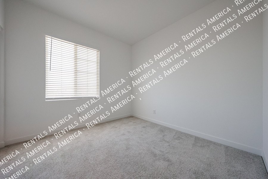 MOVE IN READY 4BR IN EASTMARK property image