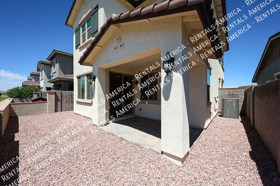 MOVE IN READY 4BR IN EASTMARK property image