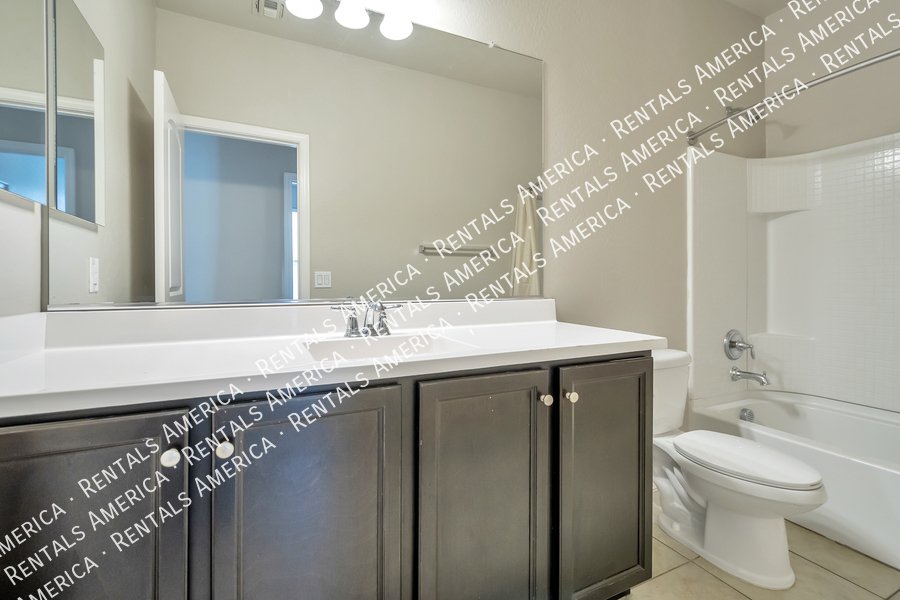 4 Bed PLUS Bonus Room, located in Queen Creek! property image