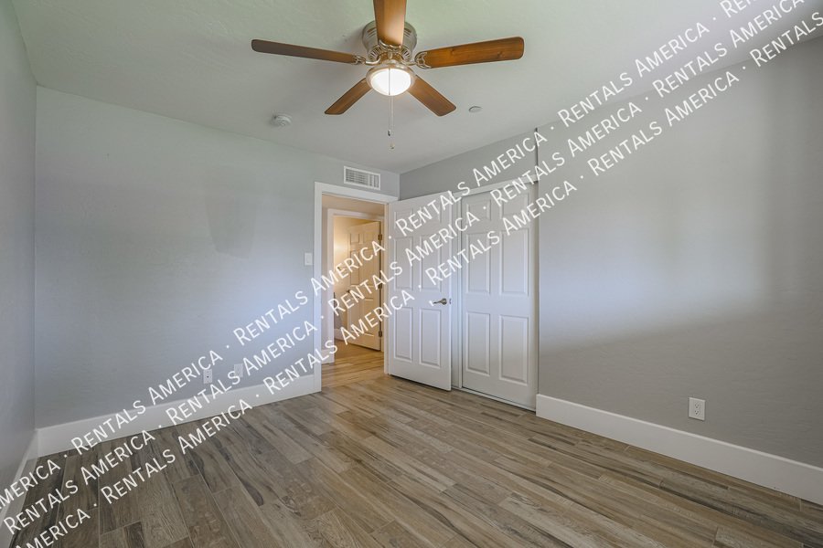 BEAUTIFULLY UPDATED 4BR IN SCOTTSDALE ESTATES property image