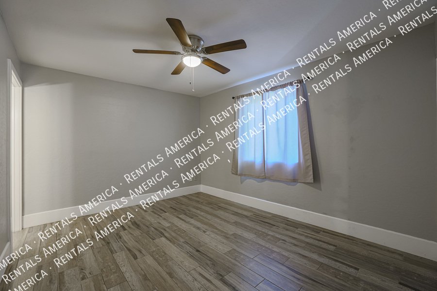 BEAUTIFULLY UPDATED 4BR IN SCOTTSDALE ESTATES property image