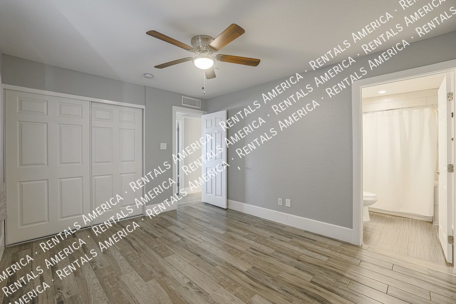 BEAUTIFULLY UPDATED 4BR IN SCOTTSDALE ESTATES property image