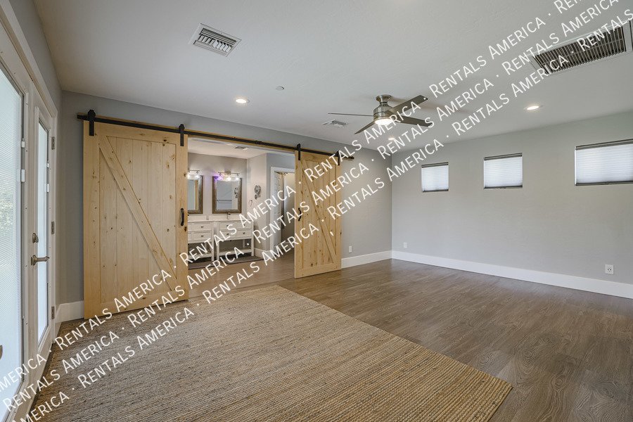 BEAUTIFULLY UPDATED 4BR IN SCOTTSDALE ESTATES property image