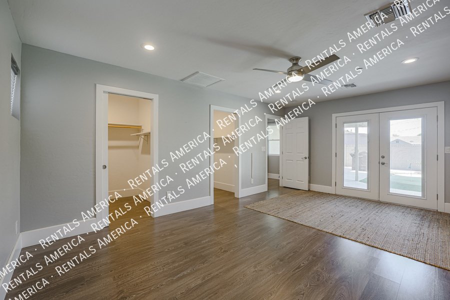 BEAUTIFULLY UPDATED 4BR IN SCOTTSDALE ESTATES property image