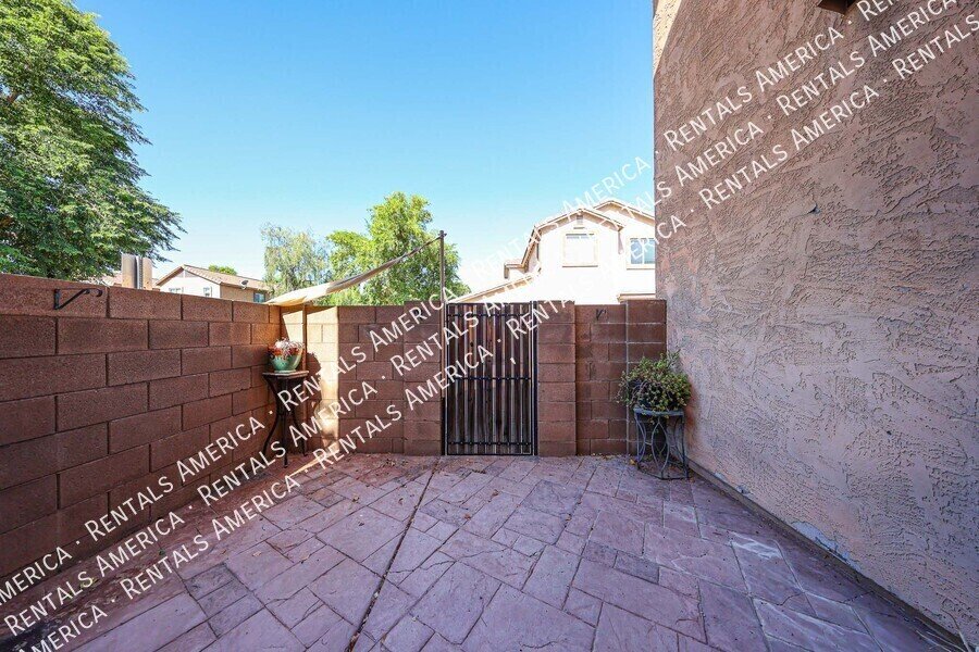 4256 E Tulsa St property image