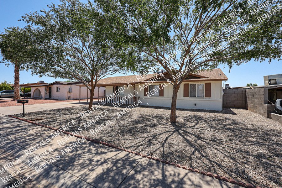 4 BED 2 BATH HOME WITH POOL property image