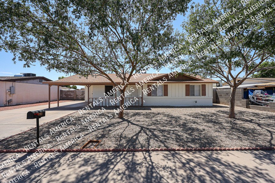 4 BED 2 BATH HOME WITH POOL property image