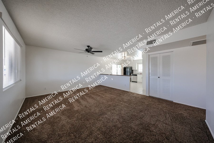 4 BED 2 BATH HOME WITH POOL property image