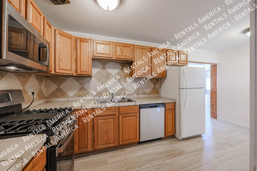 North Tempe Home Available with Private Pool property image