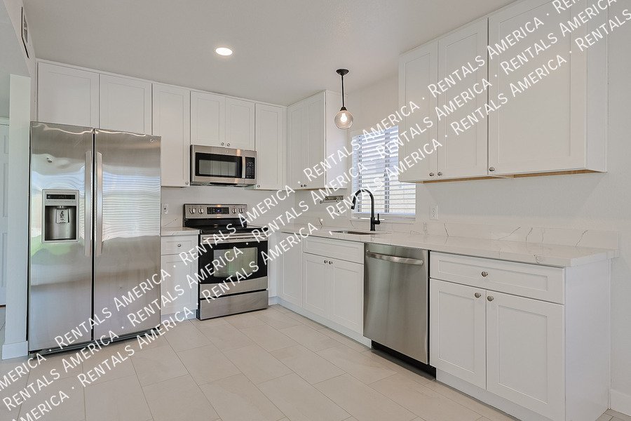 Completely Remodeled 3 bedroom 2.5 Bath Home Available Now property image
