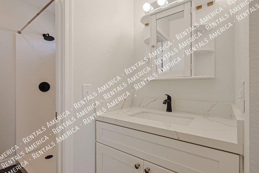 Completely Remodeled 3 bedroom 2.5 Bath Home Available Now property image