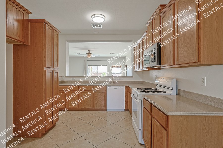 15289 W Desert Hills Dr property image