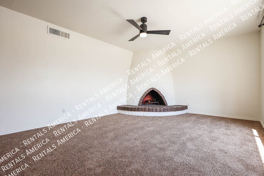4 Bedroom Home in Mesa property image