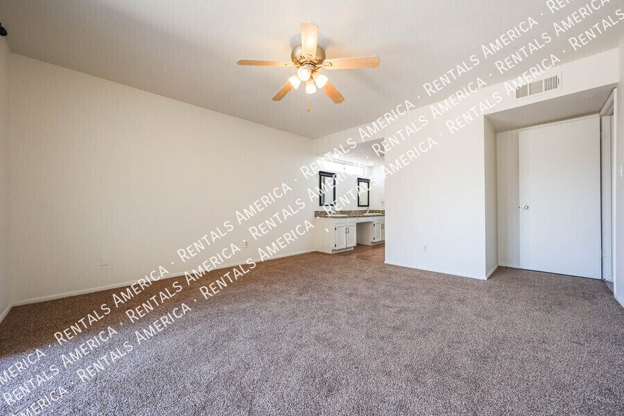 4 Bedroom Home in Mesa property image