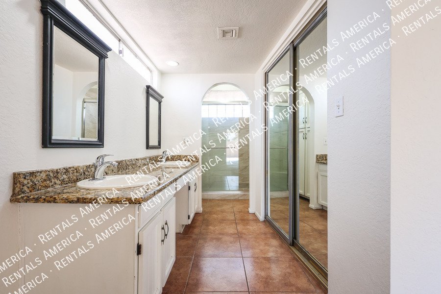 4 Bedroom Home in Mesa property image