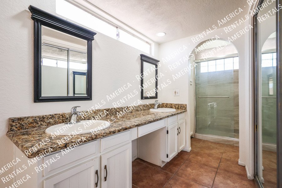 4 Bedroom Home in Mesa property image