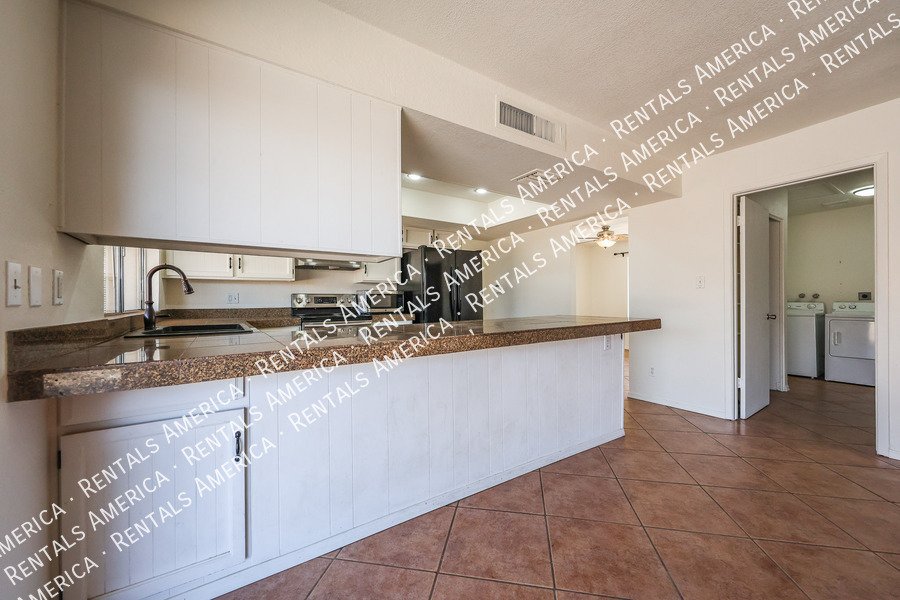 4 Bedroom Home in Mesa property image