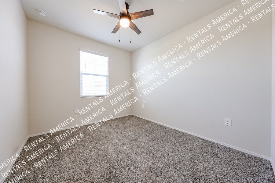 Available 4 bed 2bath Corner Lot Buckeye property image