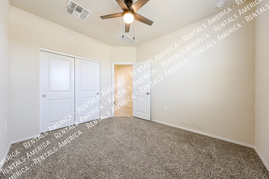 Available 4 bed 2bath Corner Lot Buckeye property image