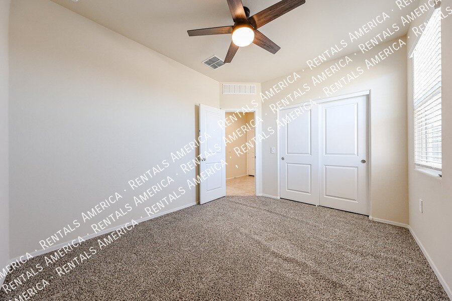 Available 4 bed 2bath Corner Lot Buckeye property image