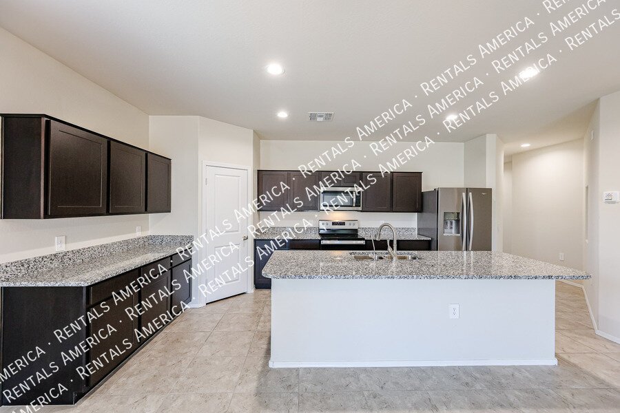 Available 4 bed 2bath Corner Lot Buckeye property image