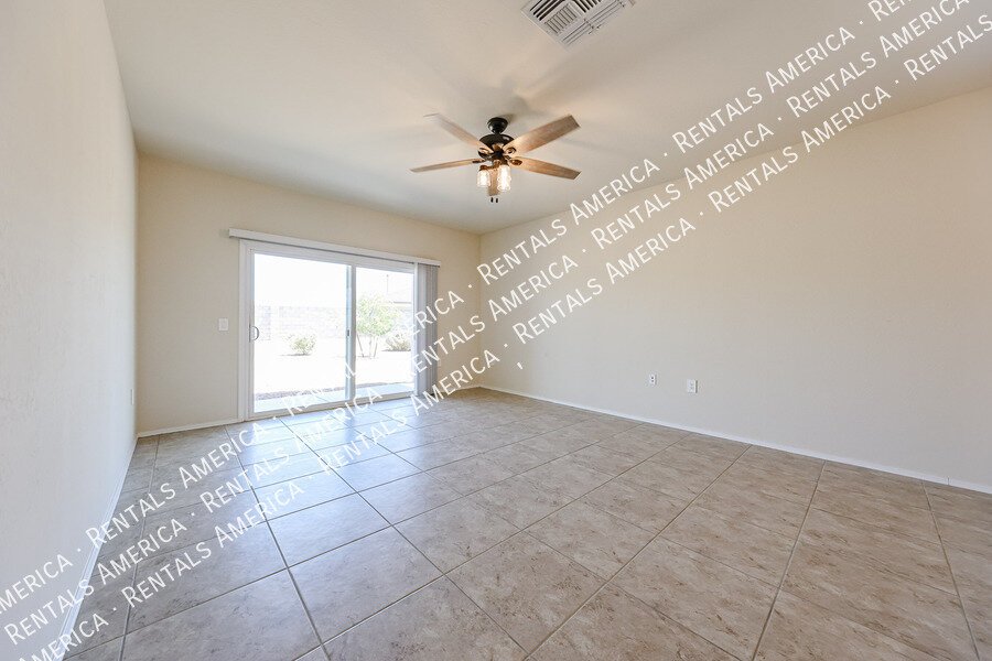 Available 4 bed 2bath Corner Lot Buckeye property image