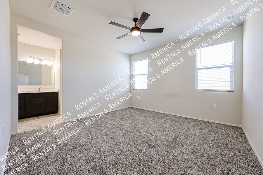 Available 4 bed 2bath Corner Lot Buckeye property image