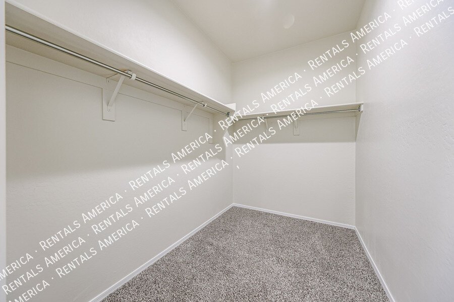 Available 4 bed 2bath Corner Lot Buckeye property image