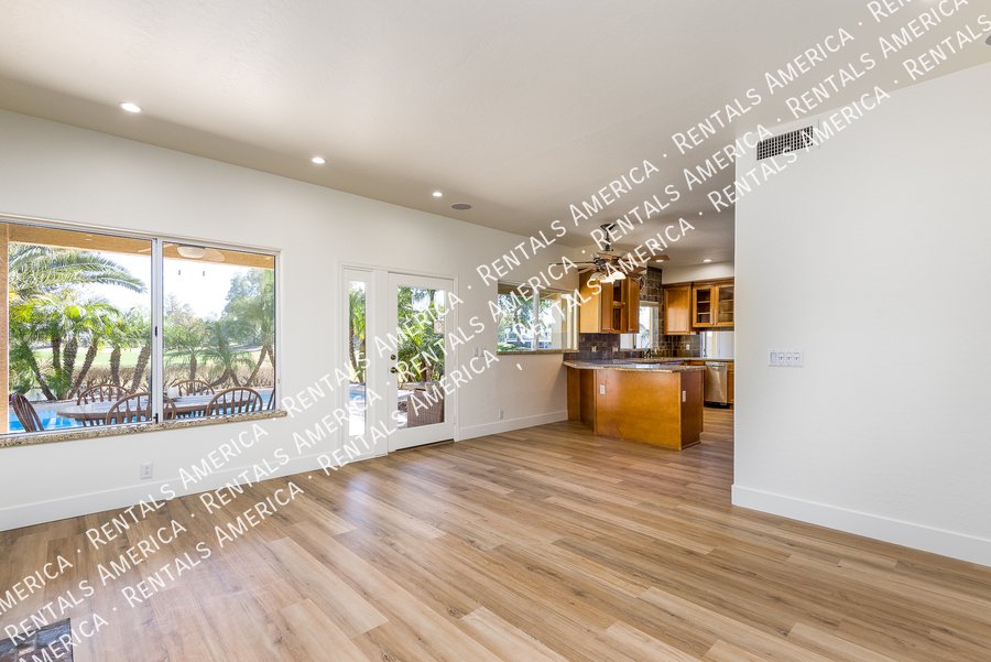 RENOVATED 5 BEDROOM IN WATERS EDGE @ OCOTILLO property image
