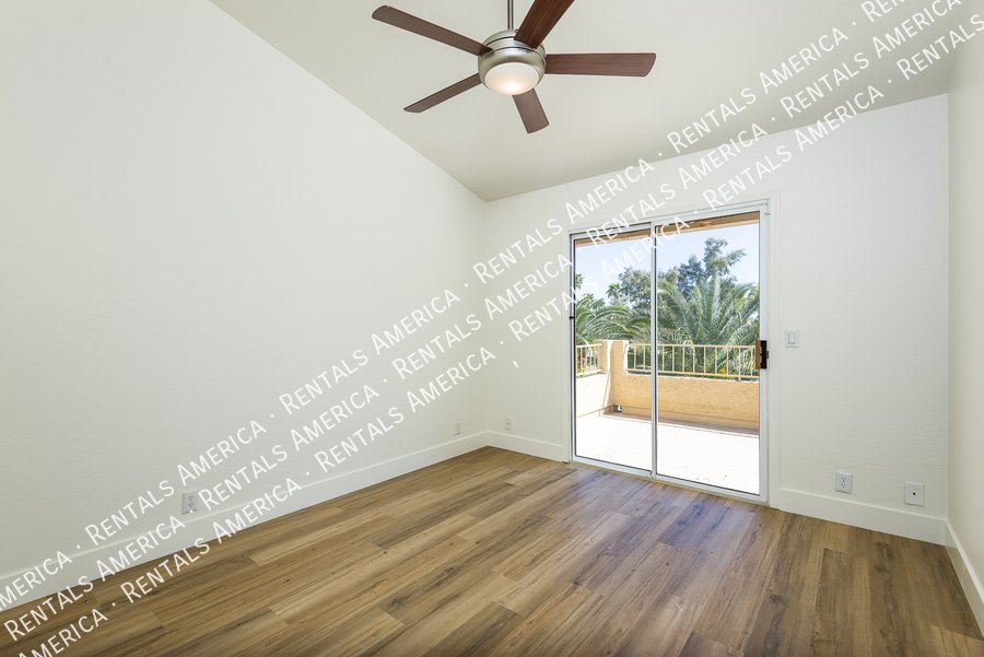 RENOVATED 5 BEDROOM IN WATERS EDGE @ OCOTILLO property image